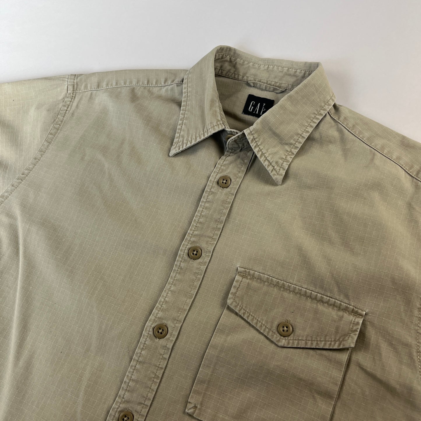 vitnage gap short sleeve oversized shirt
